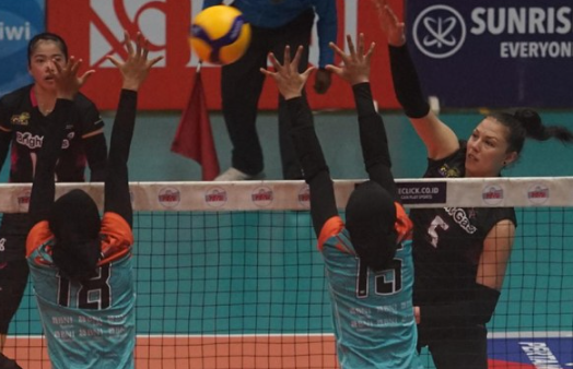 tips-posisi-kaki-saat-melompat-supaya-jump-voli-optimal