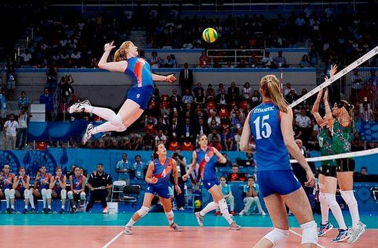 cara-melatih-pukulan-voli-supaya-lebih-konsisten