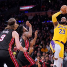 Cara Melakukan Teknik Fadeaway Jump Shot Yang Sulit Diblokir